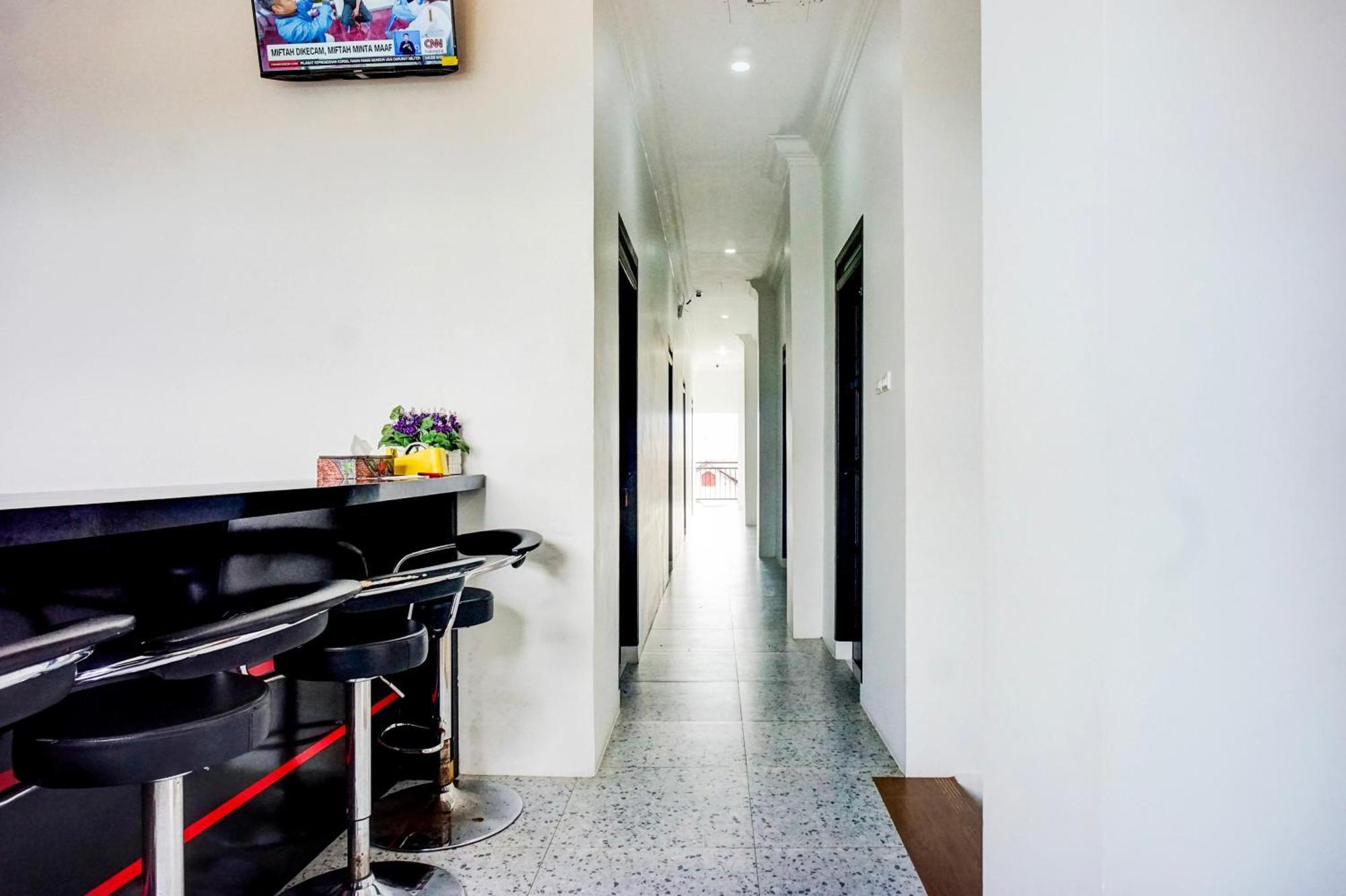 Capital O 94254 Dental Inn バンダ・アチェ エクステリア 写真